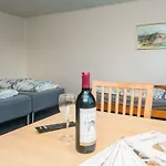 4 Person In * Hojer
