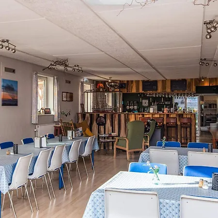 4 Person In Nyaraló Højer